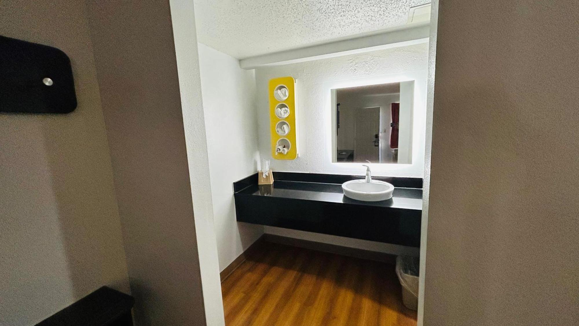Super 7 Inn By Oyo Tupelo Hwy 178 المظهر الخارجي الصورة