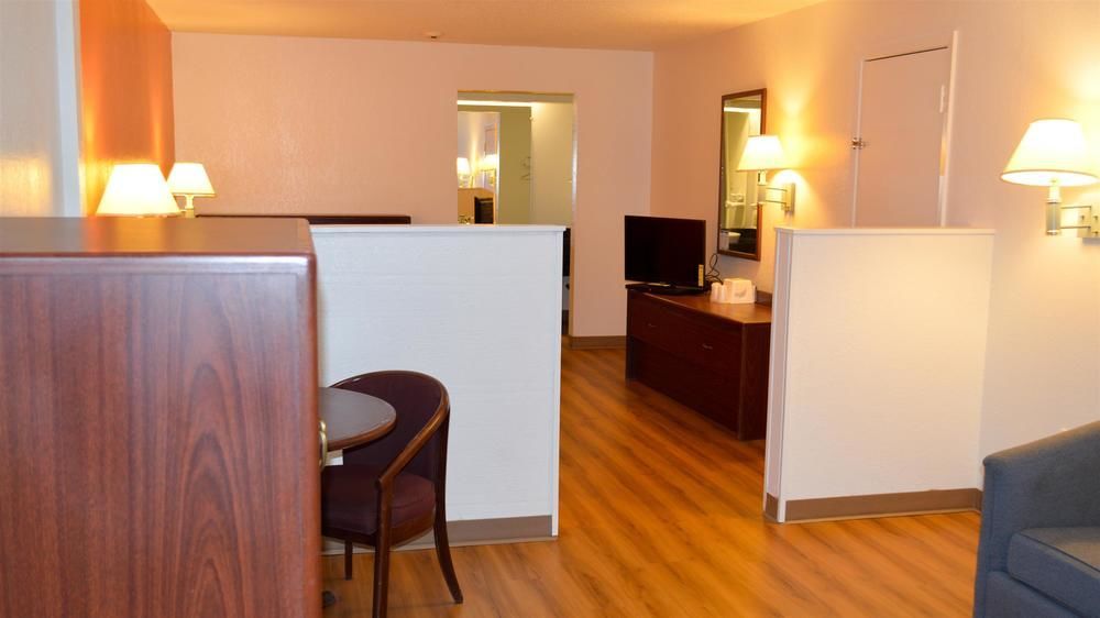 Super 7 Inn By Oyo Tupelo Hwy 178 المظهر الخارجي الصورة