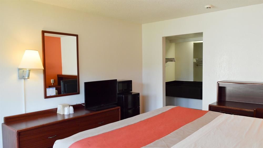 Super 7 Inn By Oyo Tupelo Hwy 178 المظهر الخارجي الصورة